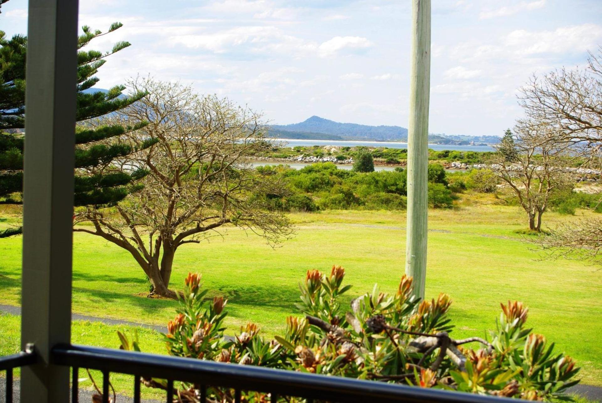 Appartamento Seaview Beach House 1 Bermagui Esterno foto